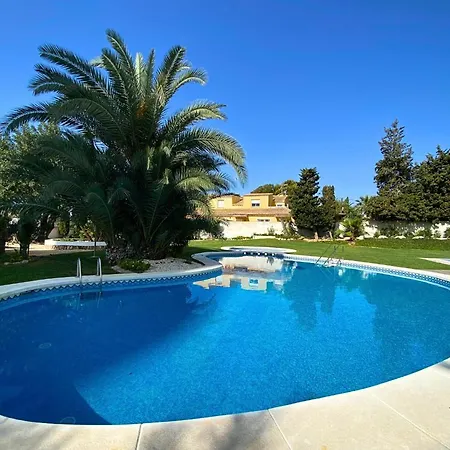 Cozy Poniente 5 Min From The Apartman